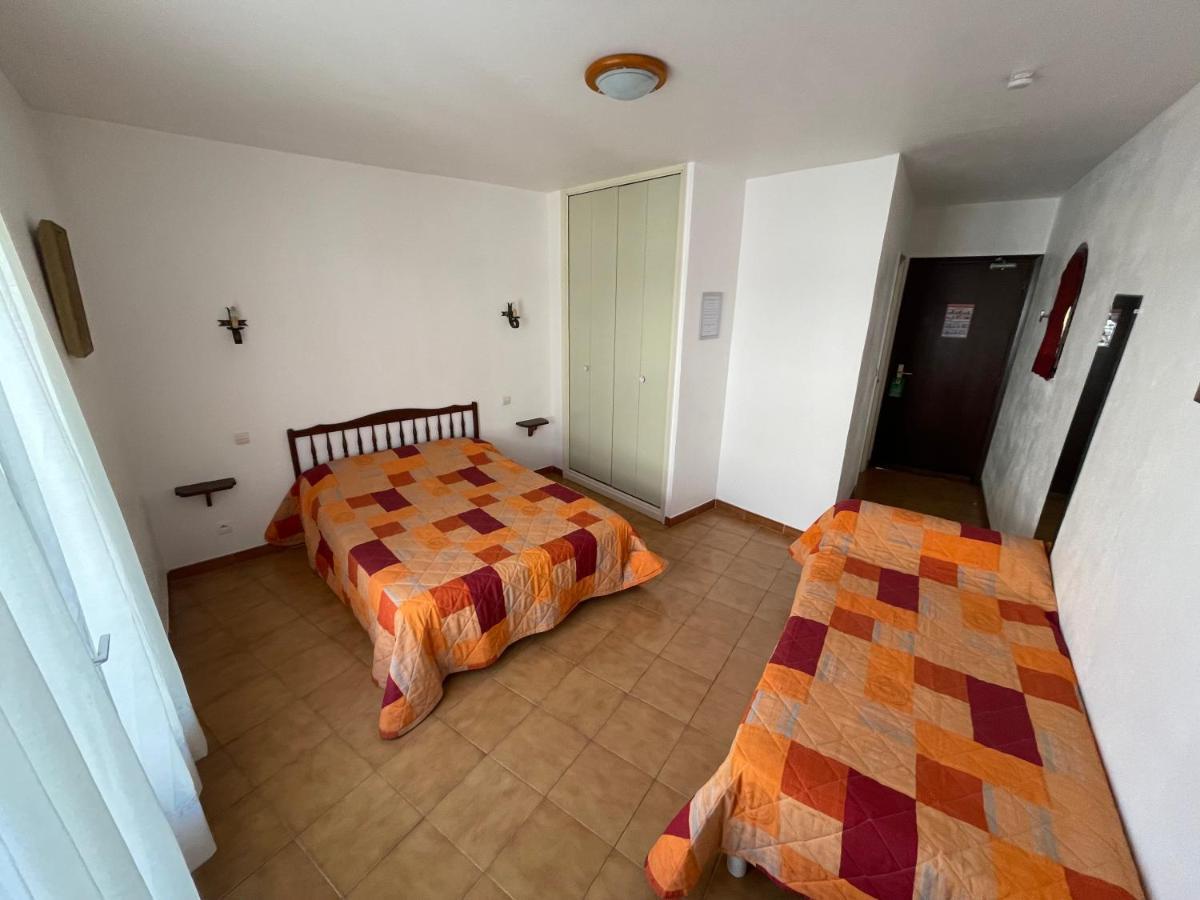 Motel Esterel 망들리유 라 나플 외부 사진